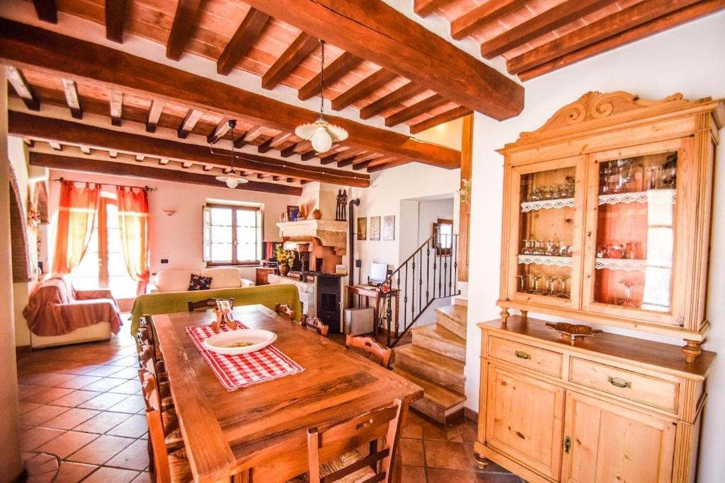 Agriturismo Podere Biancospino Piscina Privata 끼안챠노테르메 외부 사진