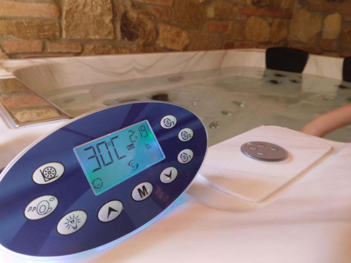Agriturismo Podere Biancospino Piscina Privata 끼안챠노테르메 외부 사진