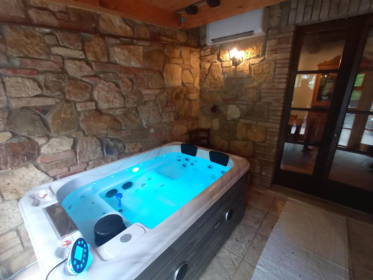 Agriturismo Podere Biancospino Piscina Privata 끼안챠노테르메 외부 사진